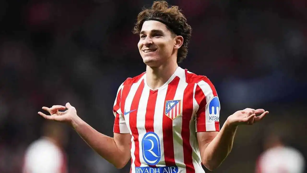 صفقات مرتقبة.. ألفاريز يقترب من آرسنال وريال مدريد يواصل التألق الاستثنائي بالصحف الرياضية